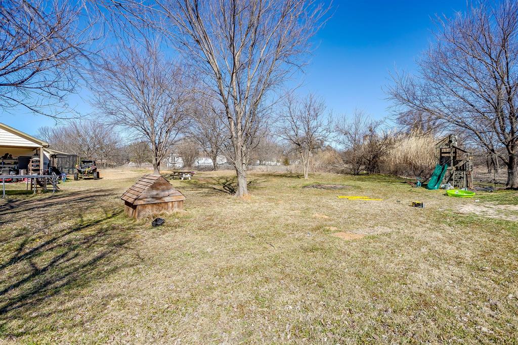 301 Willow Circle Springtown, TX 76082 - Photo 40 of 40