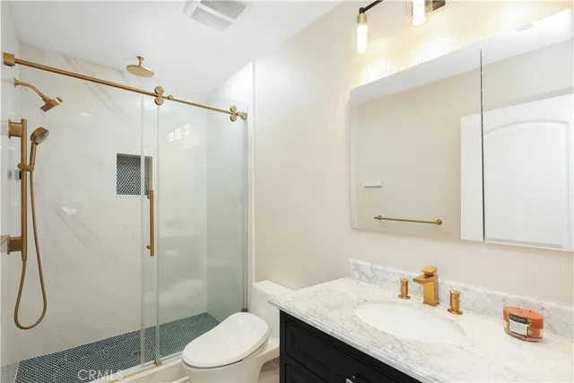 $1,229,000 | 23 Crosspointe, Irvine, CA 92618