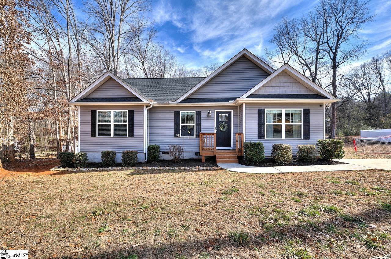 110 Sanders Drive Easley, SC 29642 - Photo 1 of 24