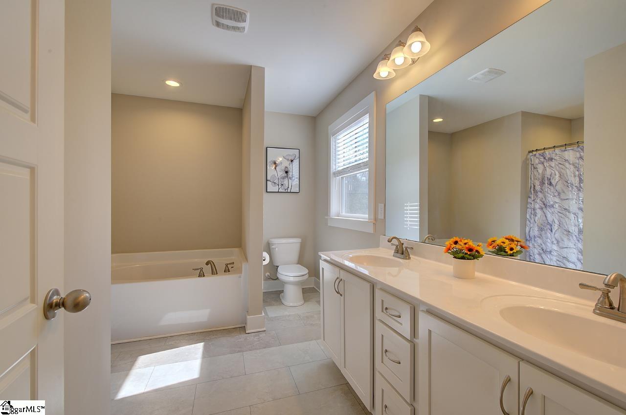 110 Sanders Drive Easley, SC 29642 - Photo 13 of 24