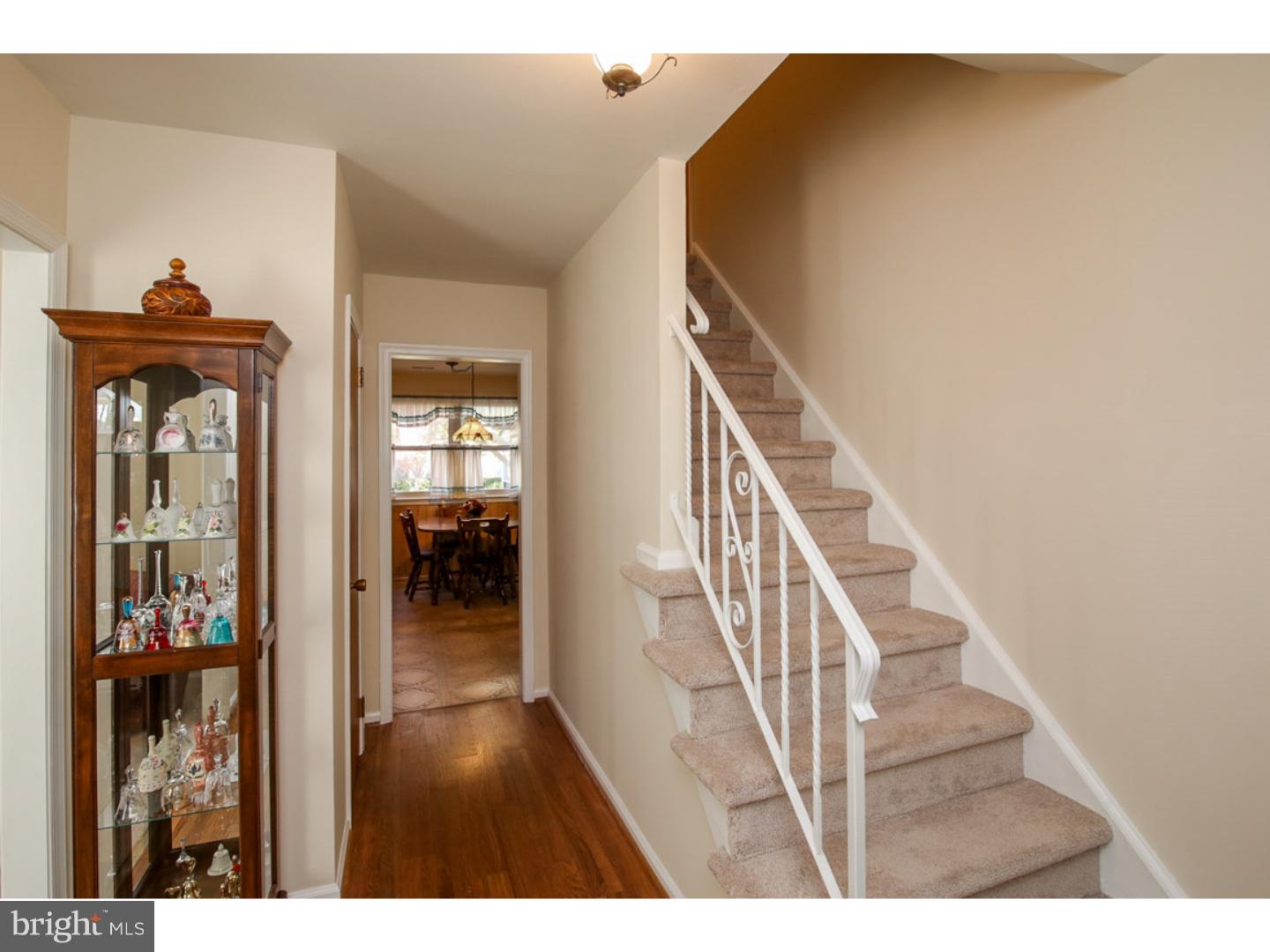3215 Raye Road Thorndale, PA 19372 - Photo 4 of 25 Foyer