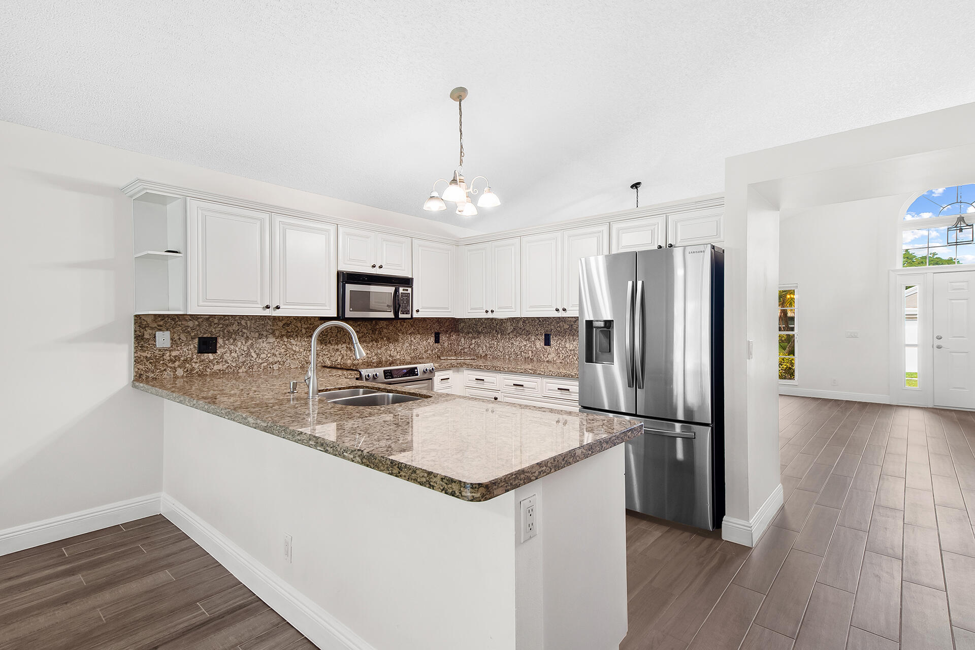 22616 Middletown Drive Boca Raton, FL 33428 - Photo 13 of 24 Kitchen