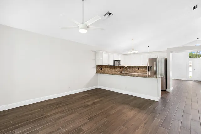 $3,600 | 22616 Middletown Drive, Boca Raton, FL 33428