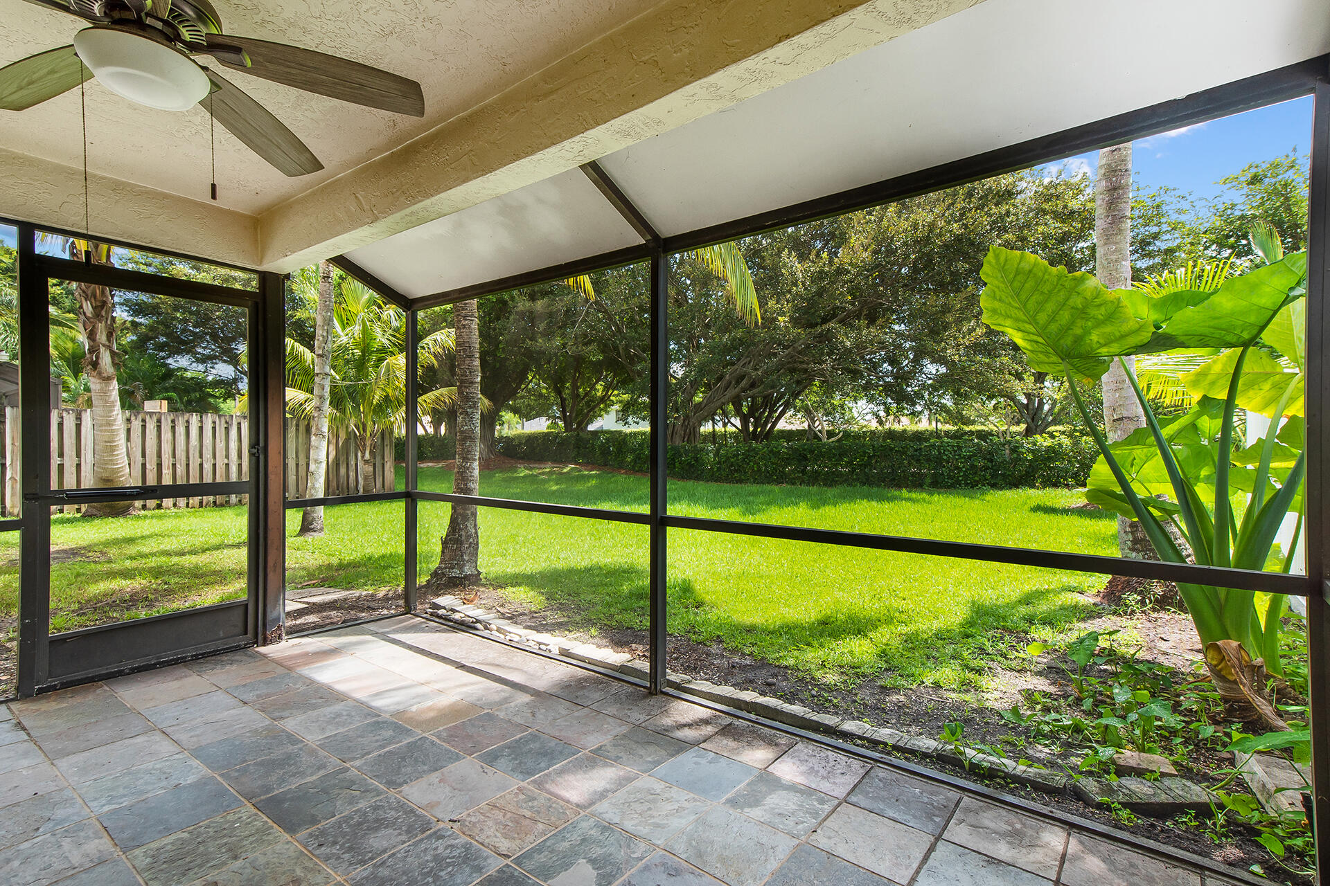 22616 Middletown Drive Boca Raton, FL 33428 - Photo 6 of 24 Screened Patio