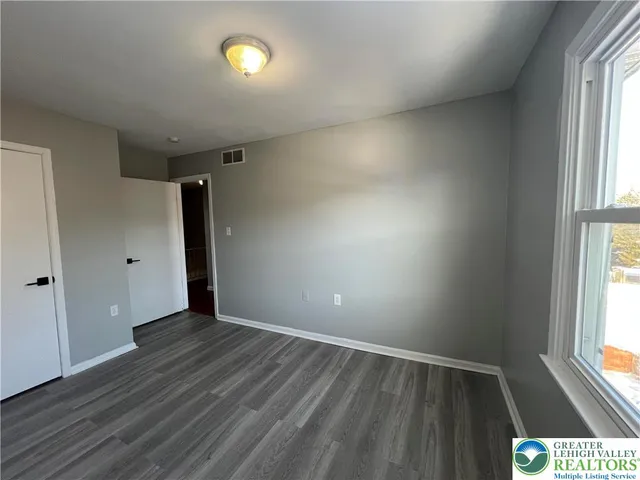 $319,000 | 236 Vista Drive, Easton, PA 18042