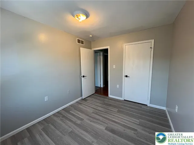 $319,000 | 236 Vista Drive, Easton, PA 18042