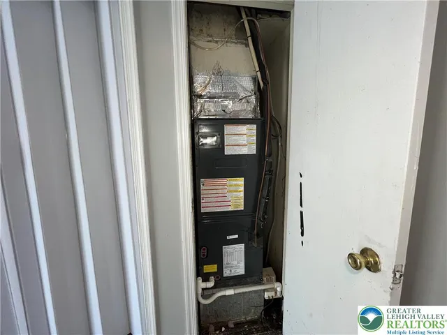 $319,000 | 236 Vista Drive, Easton, PA 18042