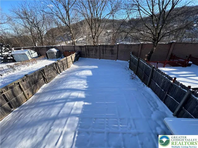 $319,000 | 236 Vista Drive, Easton, PA 18042