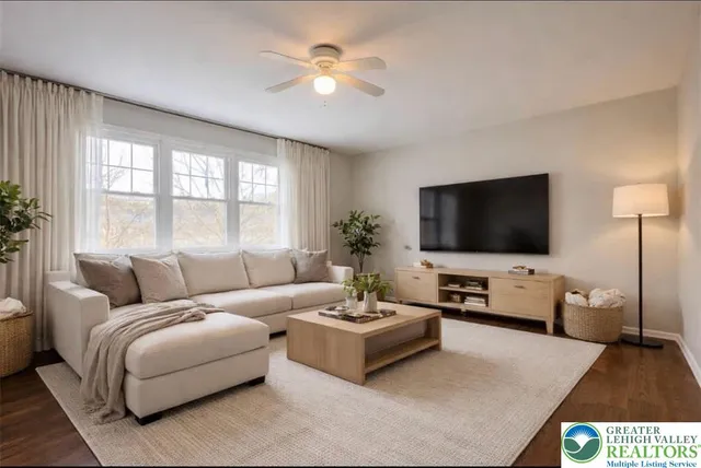 $319,000 | 236 Vista Drive, Easton, PA 18042