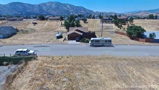 22108 Copper Street Tehachapi, CA 93561 - Photo 14 of 22 Gallery Image 14