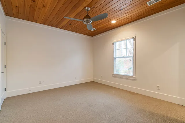 a view of a window in an empty room