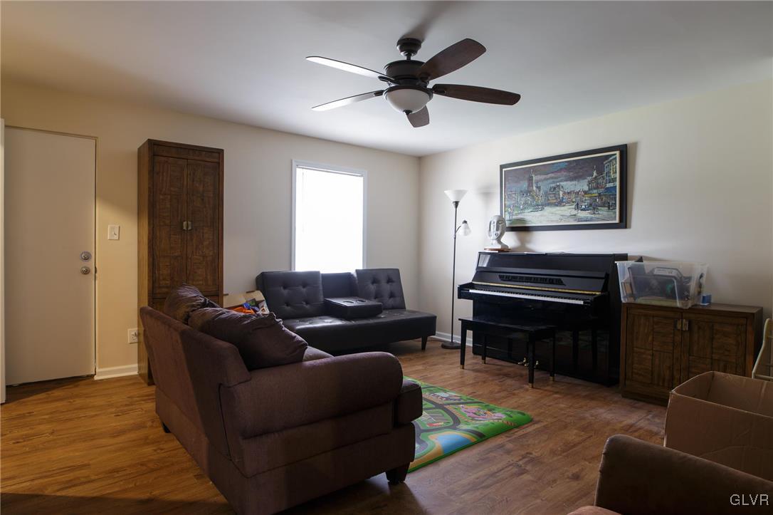 44 Corriere Road Easton, PA 18045 - Photo 3 of 31