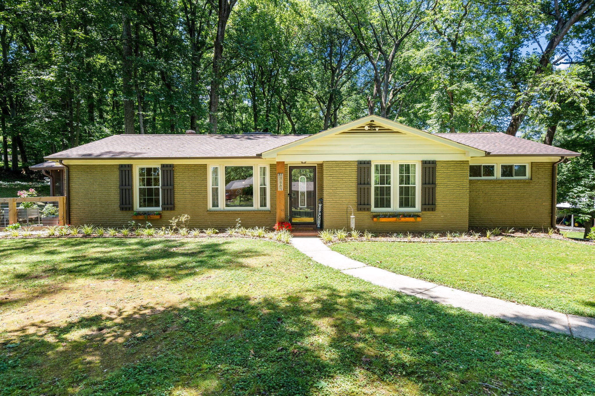 2080 Phillip Long Road Clarksville, TN 37043 - Photo 1 of 32 Gallery Image 1
