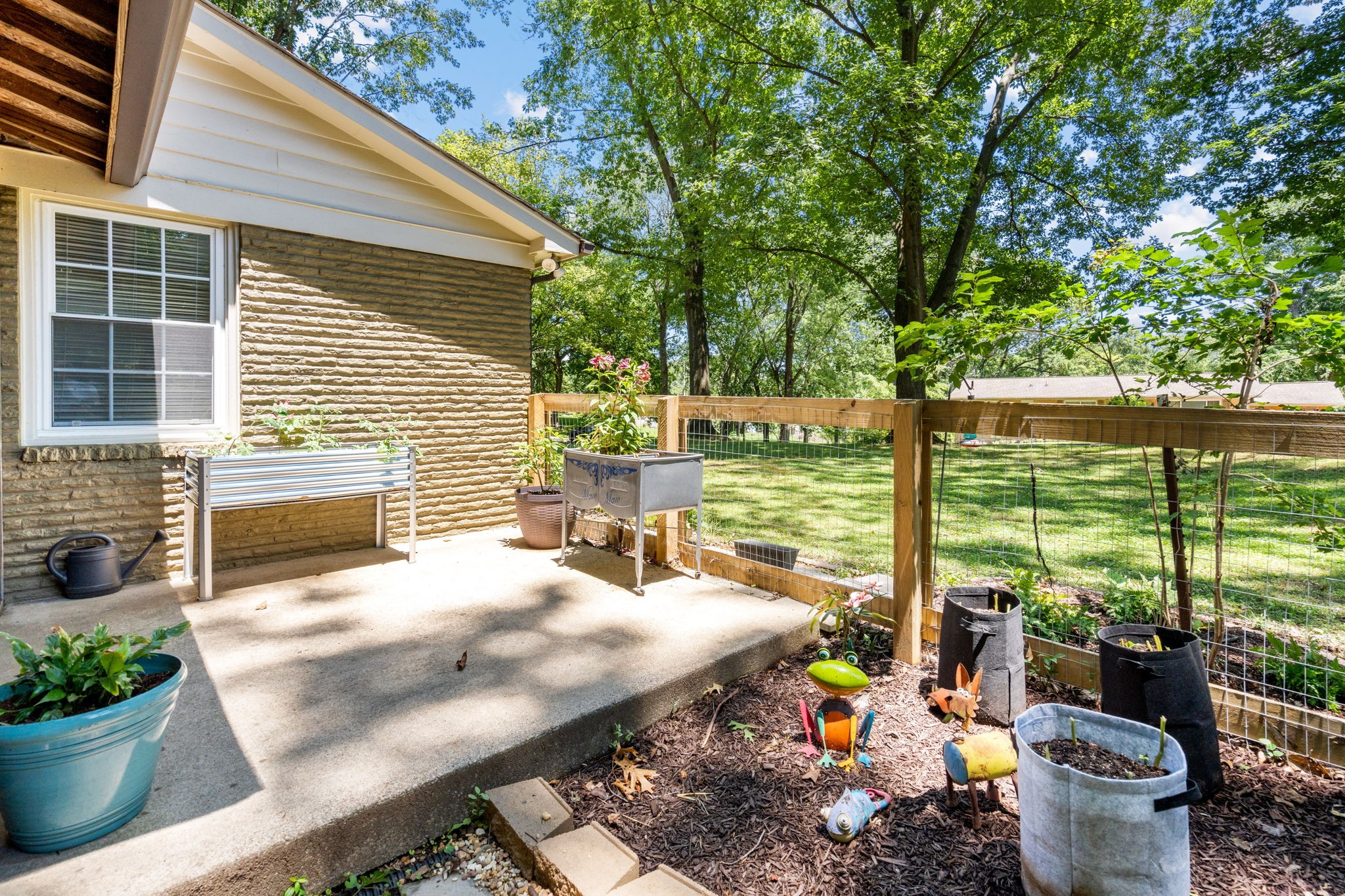 2080 Phillip Long Road Clarksville, TN 37043 - Photo 29 of 32 Gallery Image 29