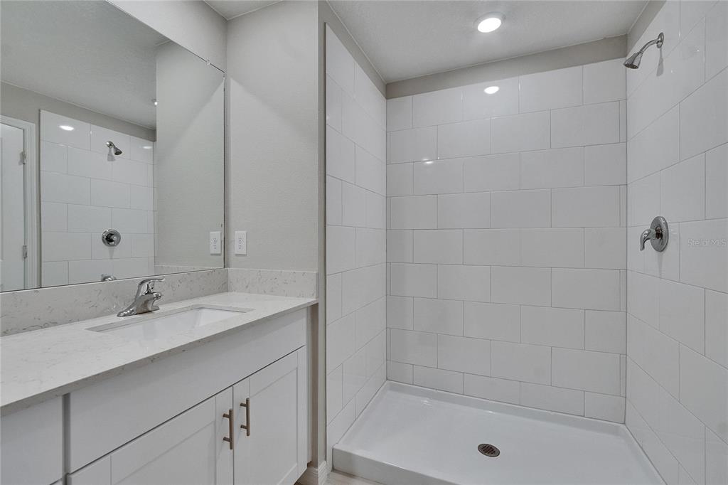 13187 Palmerston Road Riverview, FL 33579 - Photo 14 of 35