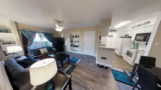 $1,239 | 8455 Will Clayton Parkway, Unit 1013, Humble, TX 77338