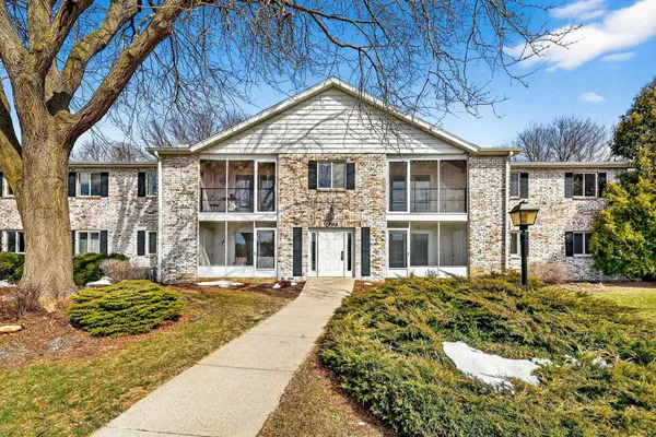 $269,900 | 1506 Wheeler Road, Unit H, Madison, WI 53704