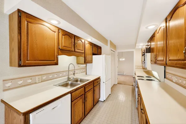 $269,900 | 1506 Wheeler Road, Unit H, Madison, WI 53704