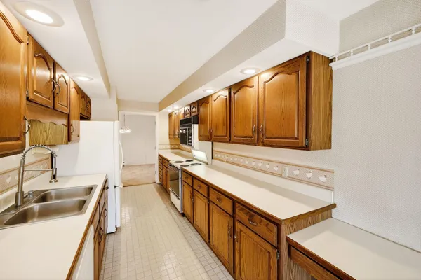 $269,900 | 1506 Wheeler Road, Unit H, Madison, WI 53704