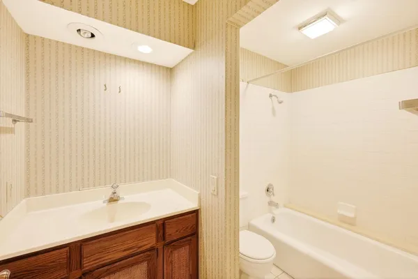 $269,900 | 1506 Wheeler Road, Unit H, Madison, WI 53704