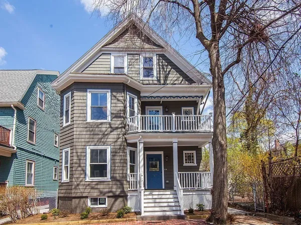 $1,799,000 | 4 Highland Park, Unit 2, Cambridge, MA 02139