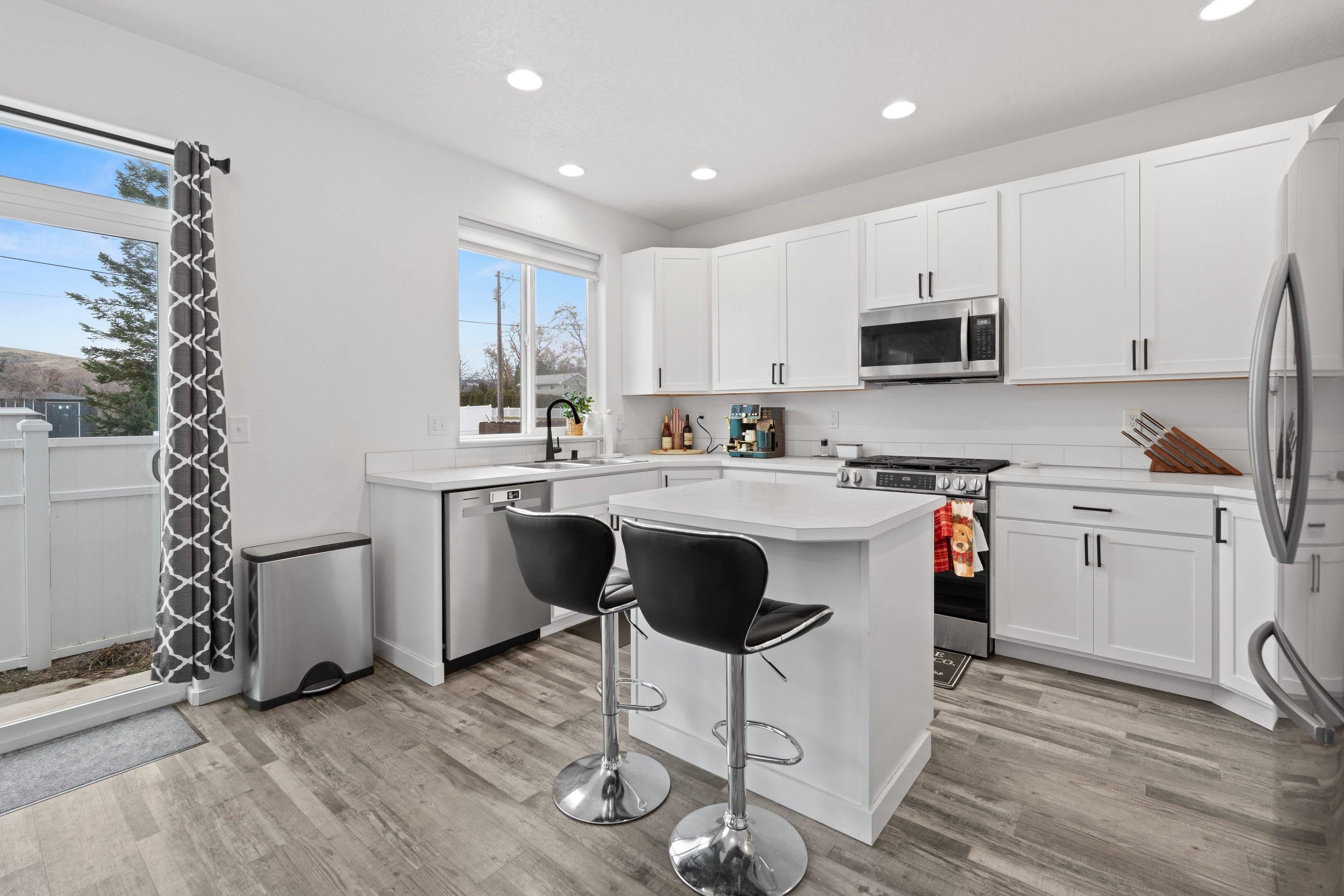 723 South Grady Road Spokane Valley, WA 99016 - Photo 13 of 42