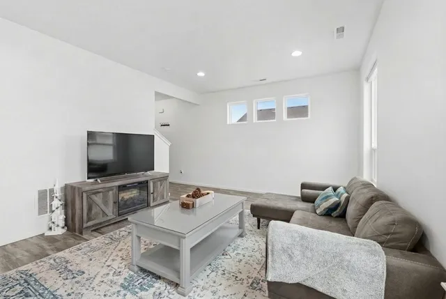 $525,000 | 723 South Grady Road, Spokane Valley, WA 99016