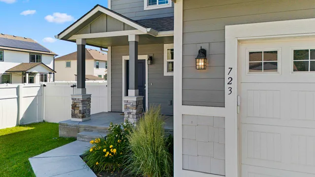 $525,000 | 723 South Grady Road, Spokane Valley, WA 99016