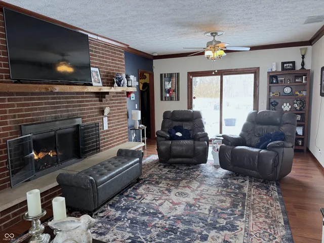 $574,900 | 2892 US Highway 136, Crawfordsville, IN 47933