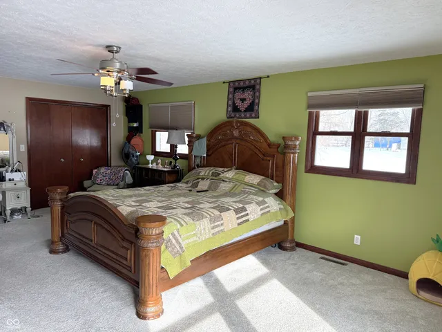 $574,900 | 2892 US Highway 136, Crawfordsville, IN 47933