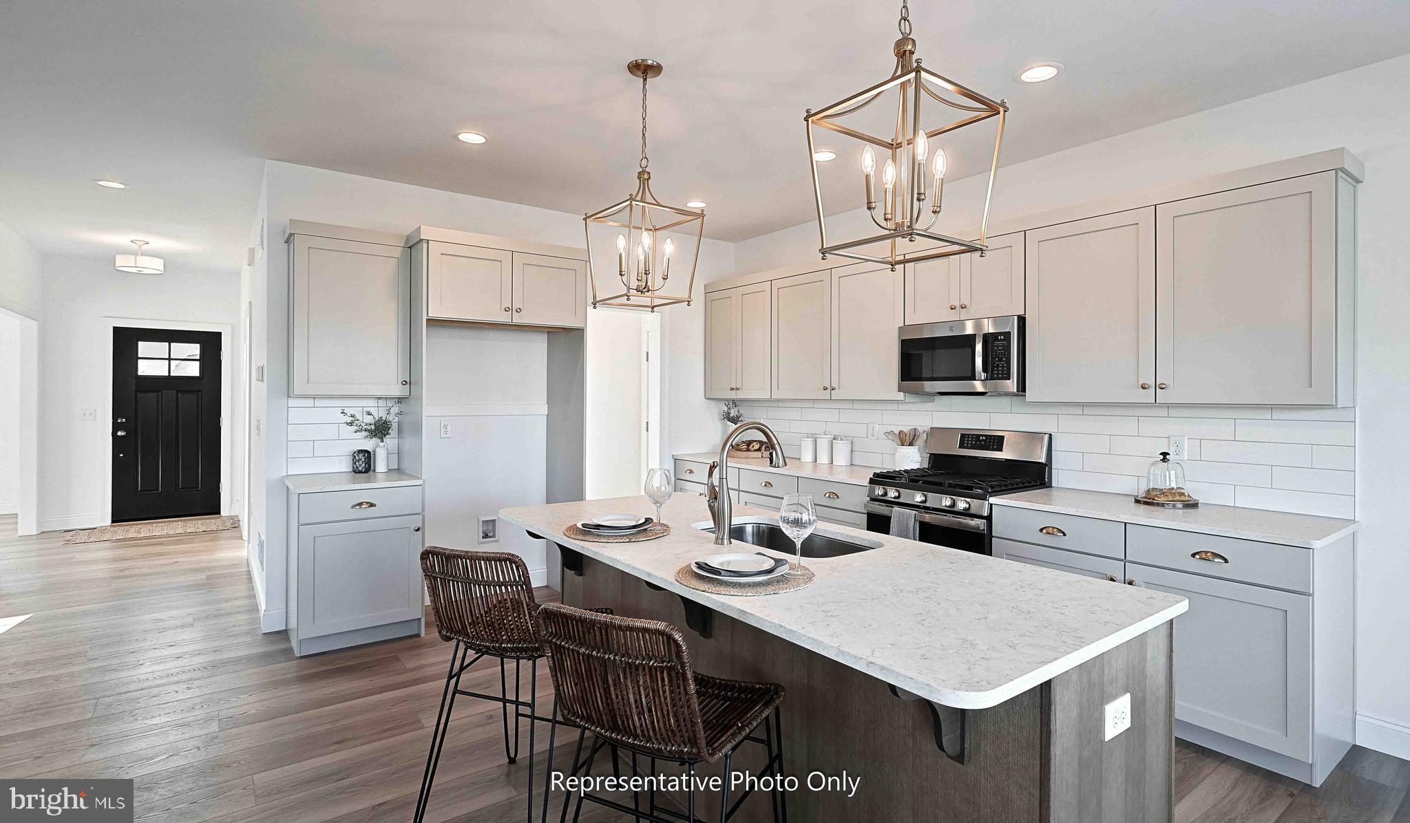 14 Walton Hill Circle Lititz, PA 17543 - Photo 13 of 37