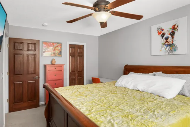 $270,000 | 13611 86th Avenue North, Maple Grove, MN 55369