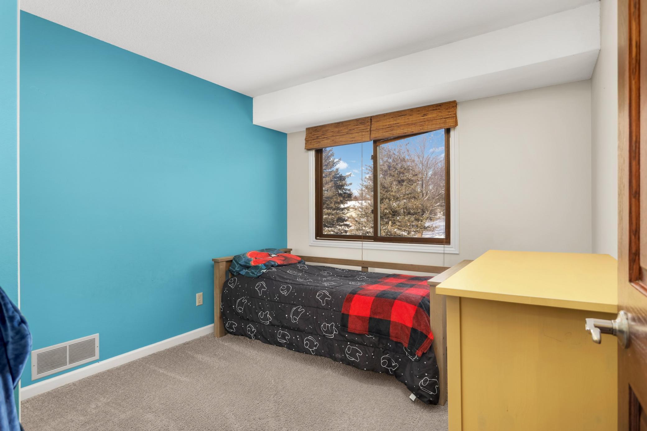 13611 86th Avenue North Maple Grove, MN 55369 - Photo 14 of 22