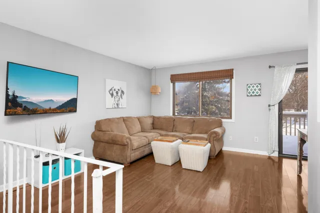 $270,000 | 13611 86th Avenue North, Maple Grove, MN 55369