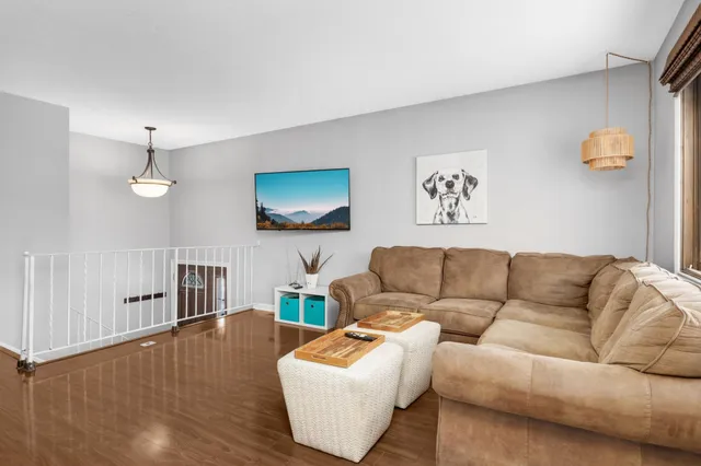 $270,000 | 13611 86th Avenue North, Maple Grove, MN 55369