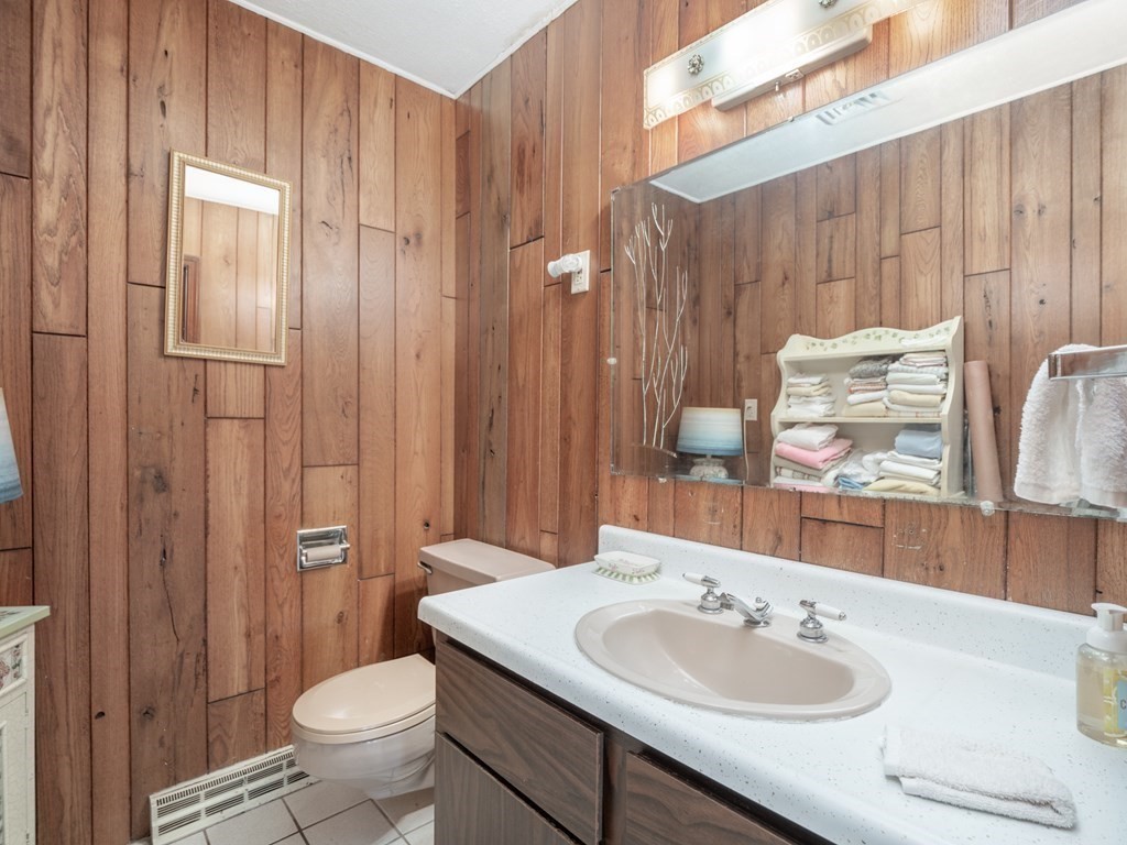 115 Westview Road Lowell, MA 01851 - Photo 19 of 40 Gallery Image 19