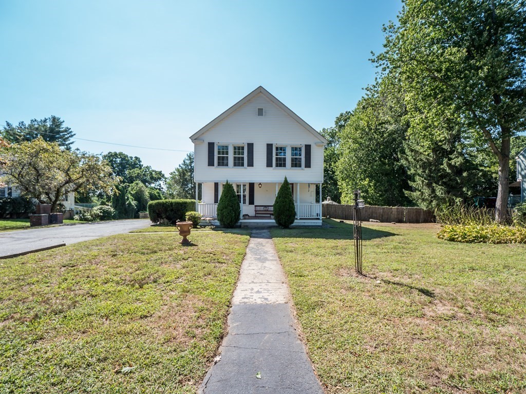 115 Westview Road Lowell, MA 01851 - Photo 2 of 40 Gallery Image 2