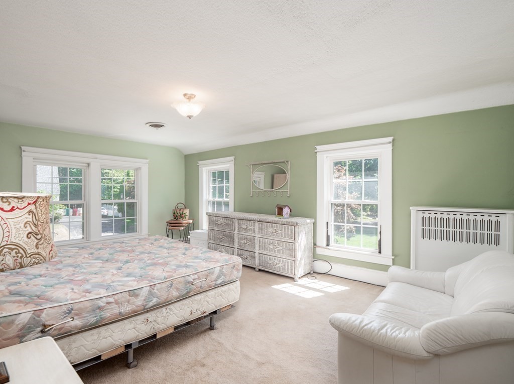 115 Westview Road Lowell, MA 01851 - Photo 22 of 40 Gallery Image 22
