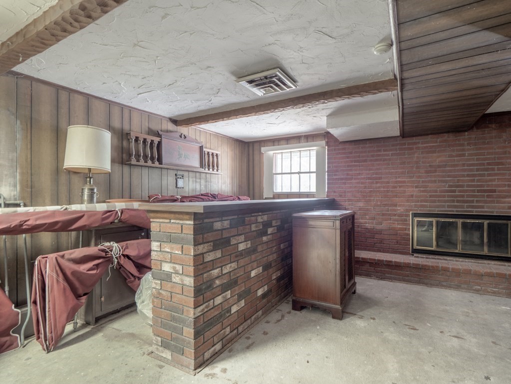 115 Westview Road Lowell, MA 01851 - Photo 30 of 40 Gallery Image 30