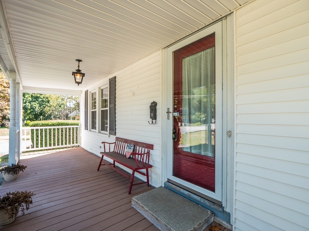 115 Westview Road Lowell, MA 01851 - Photo 5 of 40 Gallery Image 5
