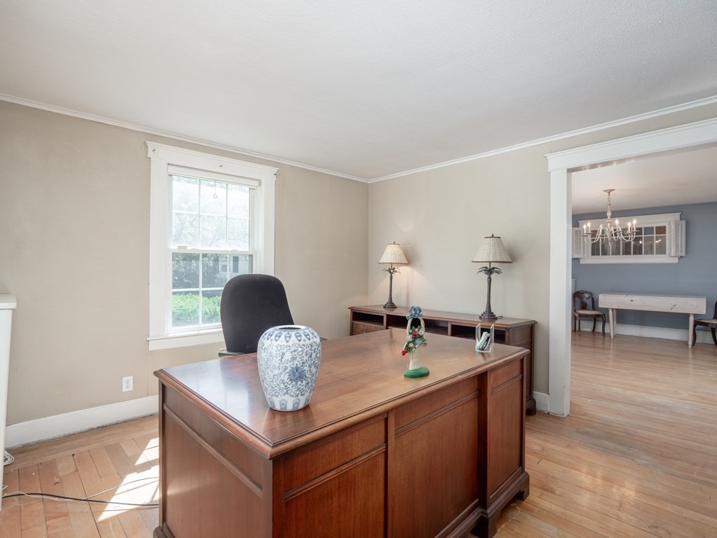 115 Westview Road Lowell, MA 01851 - Photo 8 of 40 Gallery Image 8