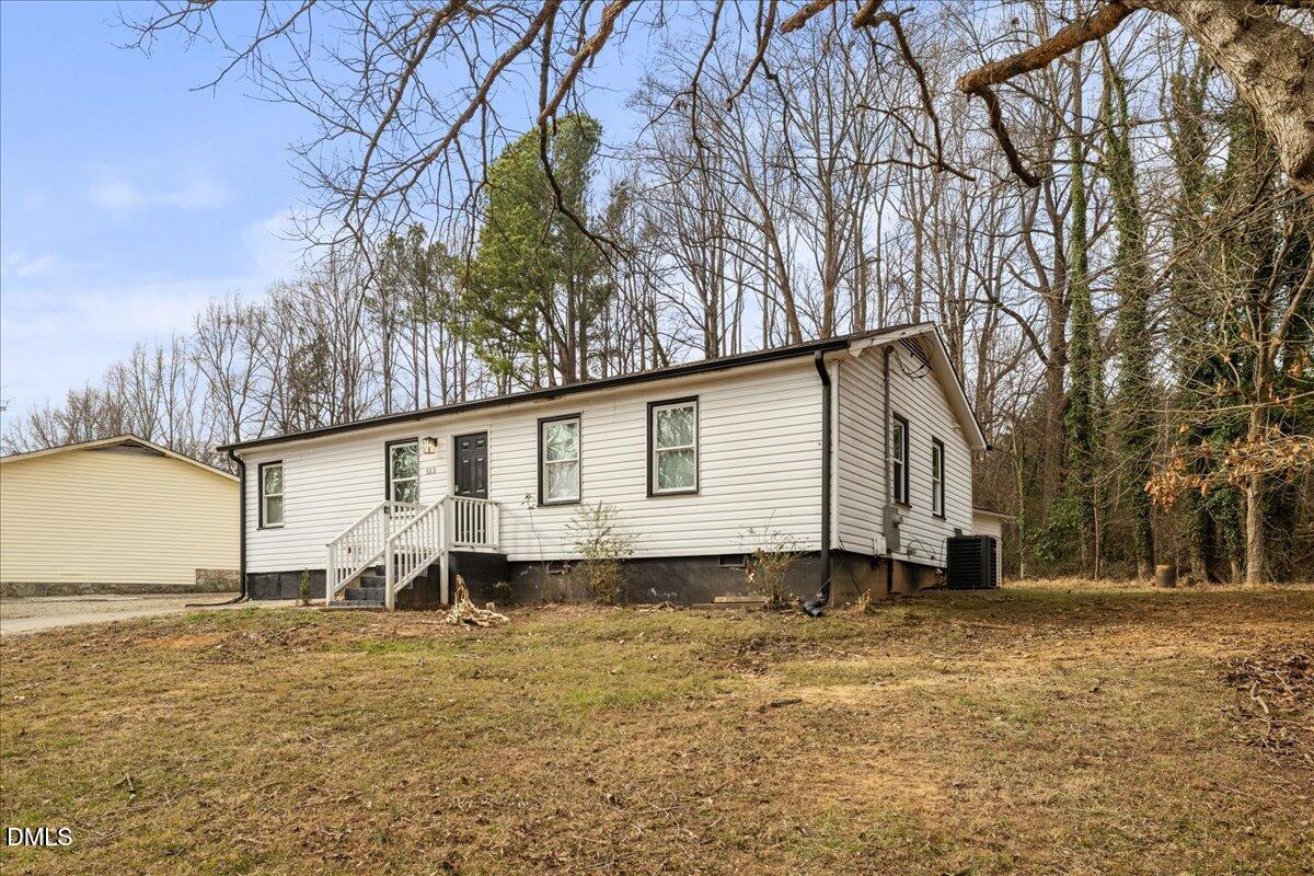 513 Broad Street Roxboro, NC 27573 - Photo 33 of 36 IMG_8307