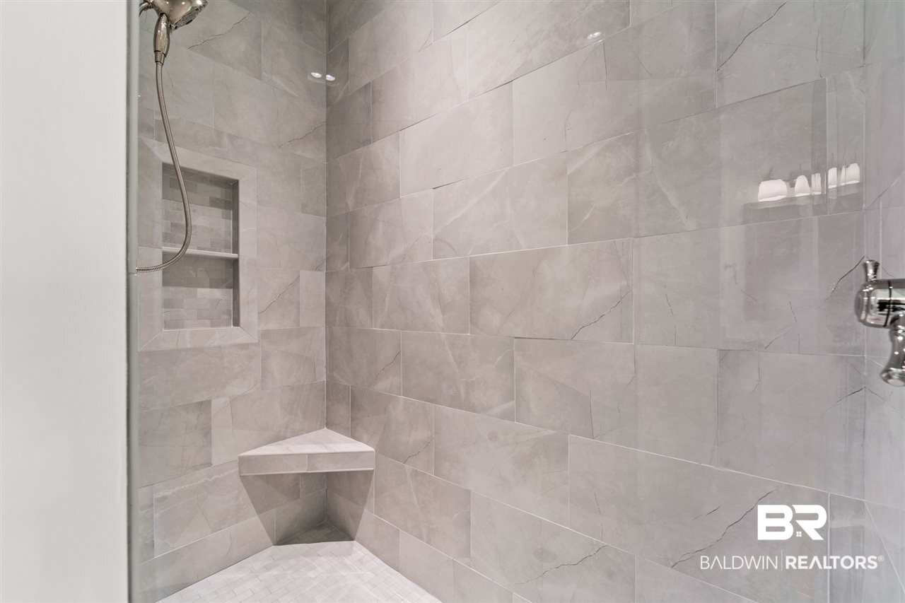 17402 Burwick Loop Fairhope, AL 36532 - Photo 18 of 40 Master Shower