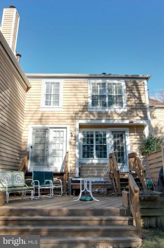 1505 Deer Point Way Reston, VA 20194 - Photo 14 of 19 Rear Deck