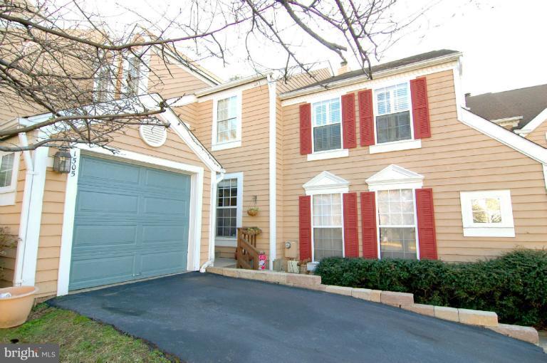 1505 Deer Point Way Reston, VA 20194 - Photo 7 of 19 Exterior 2