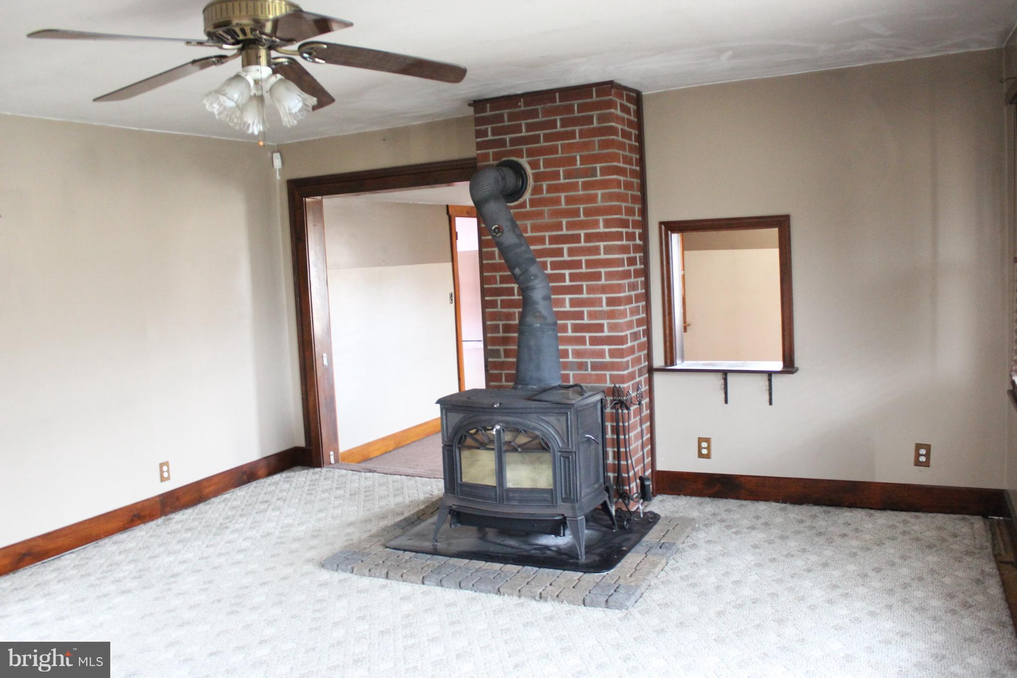 154 Slabtown Road Elmer, NJ 08318 - Photo 10 of 35 Family Room