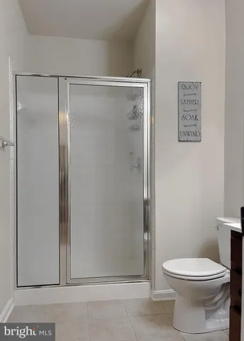 a view of a livingroom with furniture window and outside view