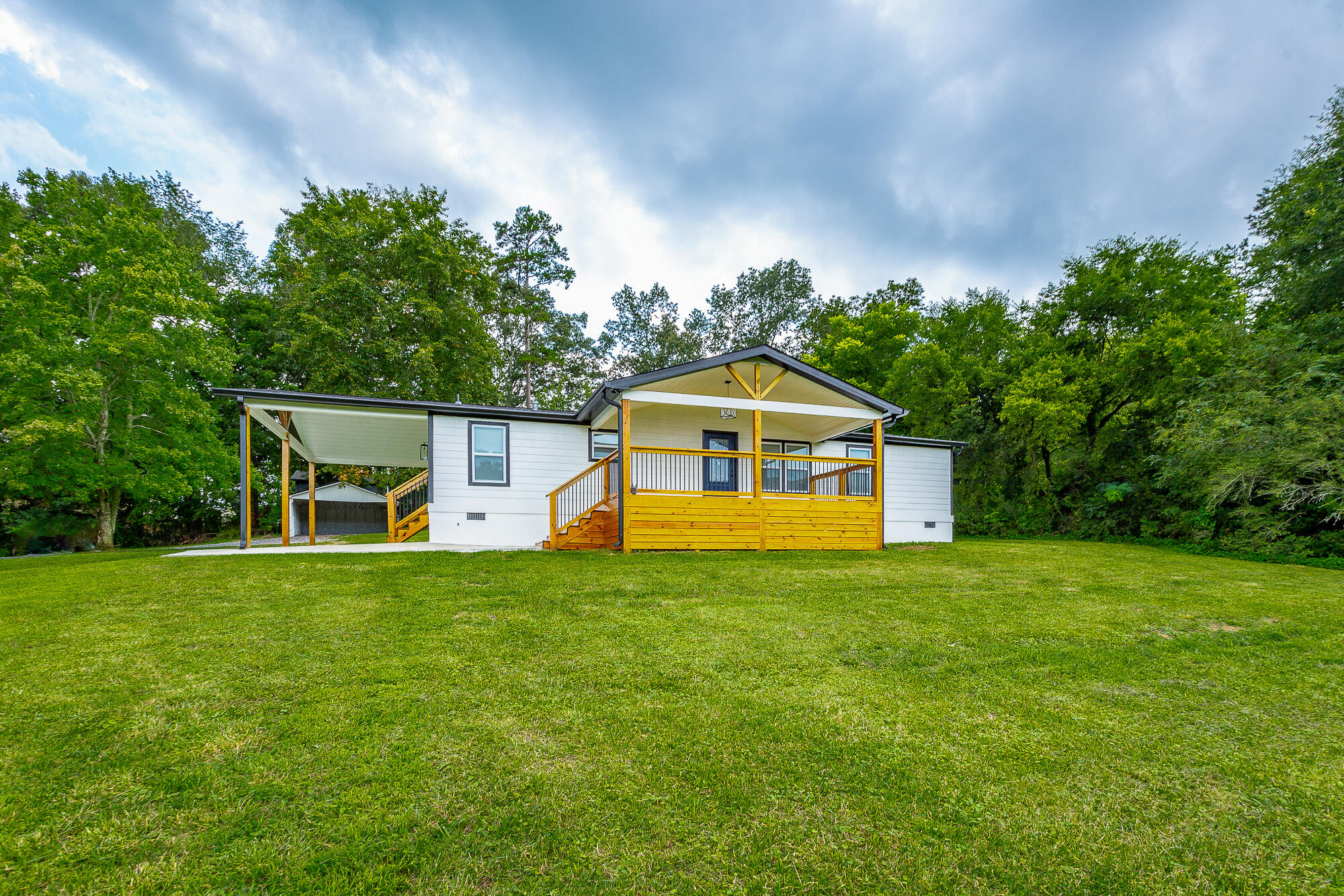 1542 Dallas Lake Road Hixson, TN 37343 - Photo 4 of 50 1542 Dallas Lake Dr. HD-16