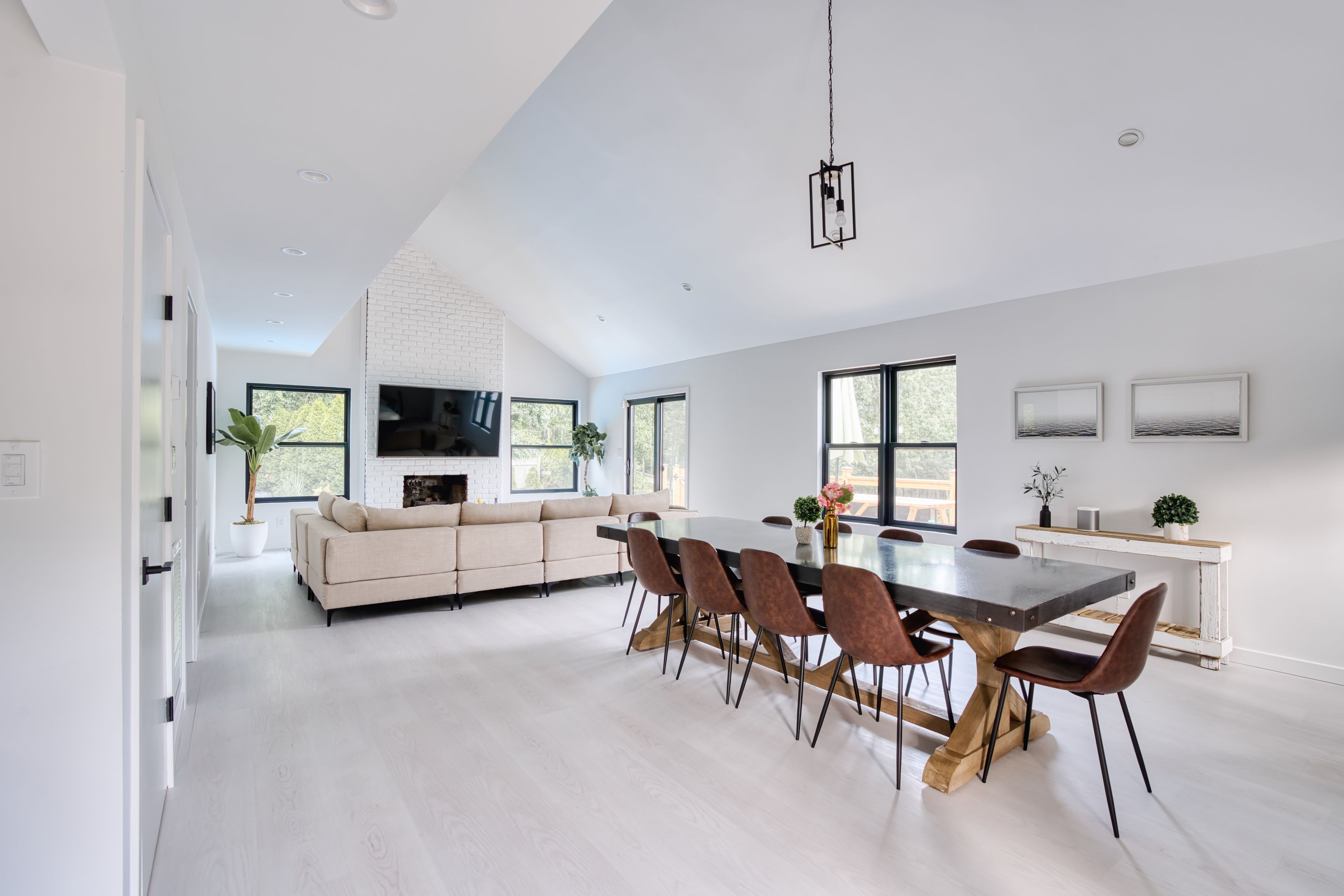 40 Bridies Path Southampton, NY 11968 - Photo 5 of 21