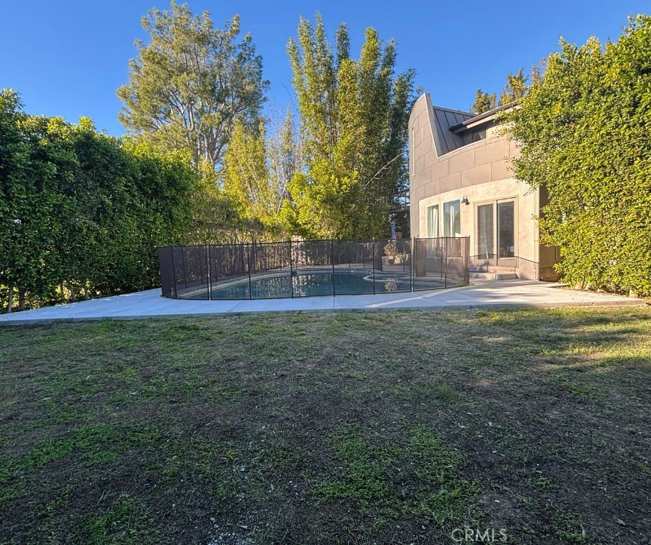 9625 Oak Pass Road Beverly Hills, CA 90210 - Photo 26 of 30